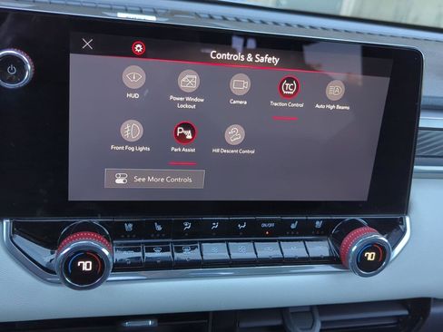 Used 2024 GMC Canyon AT4X image 17