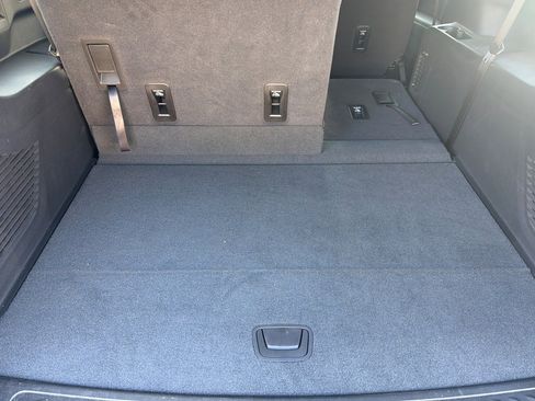 Used 2025 Chevrolet Suburban LS w/ Max Trailering Package image 13