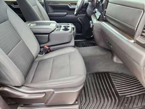 Used 2023 Chevrolet Silverado 1500 LT AWD/4WD image 14