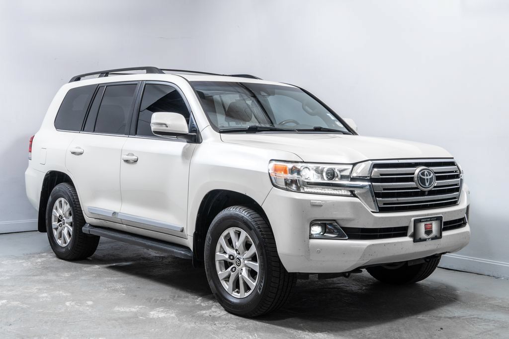 Used 2018 Toyota Land Cruiser w/ Carpet Mat Package AWD/4WD image 10