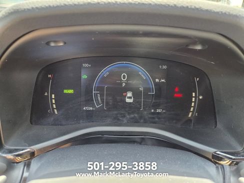 Used 2025 Toyota Camry SE FWD image 26