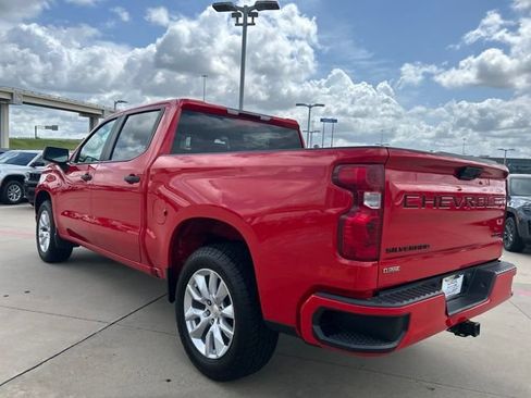 Used 2022 Chevrolet Silverado 1500 Custom w/ LPO, Dark Essentials Package RWD image 7