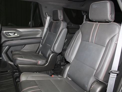 Used 2021 Chevrolet Tahoe RST w/ Luxury Package image 19