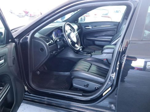 Used 2020 Chrysler 300 S RWD image 14