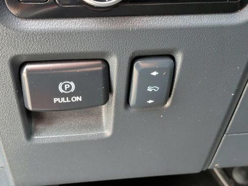 Used 2024 Ford F150 Raptor AWD/4WD image 17