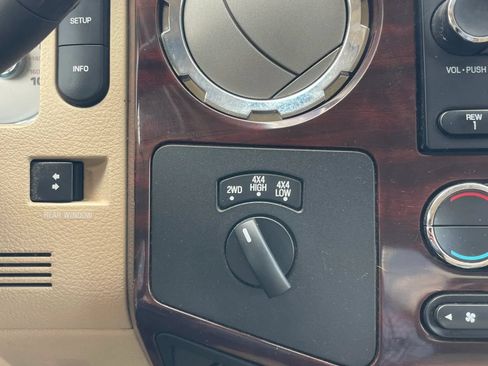 Used 2010 Ford F350 Lariat AWD/4WD image 26