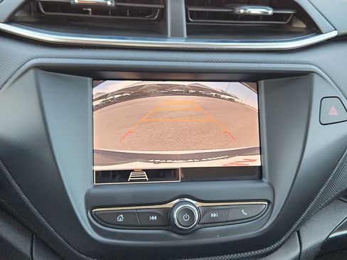 Used 2023 Chevrolet TrailBlazer LT image 25