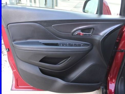 Used 2018 Buick Encore Preferred image 18