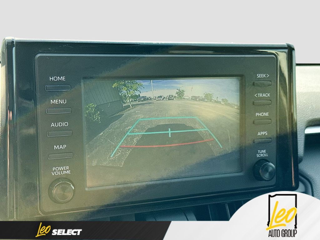 Used 2019 Toyota RAV4 XLE AWD/4WD image 15