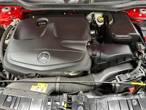 Used 2019 Mercedes-Benz GLA 250 4MATIC image 10