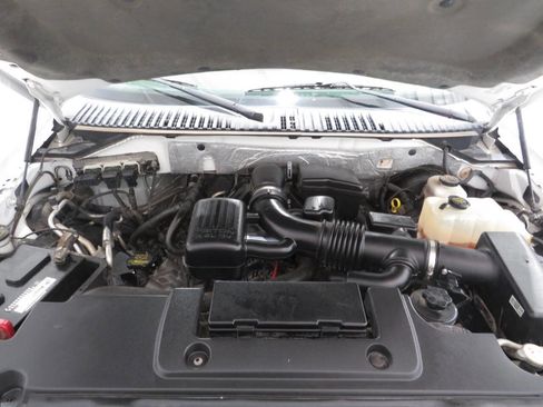 Used 2012 Ford Expedition Limited RWD image 28