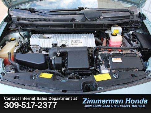 Used 2013 Toyota Prius image 18