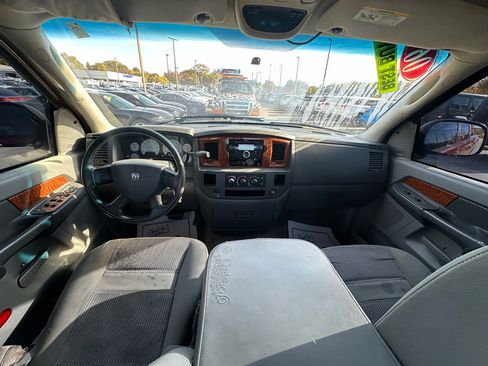 Used 2006 Dodge Ram 1500 Truck SLT image 18
