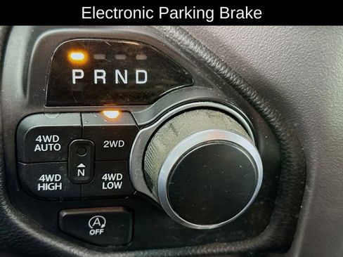 Used 2019 RAM 1500 Big Horn AWD/4WD image 16