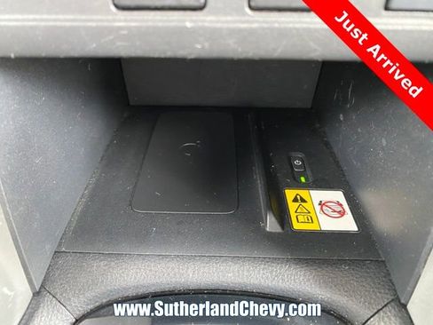 Used 2022 Toyota Corolla Cross LE image 32