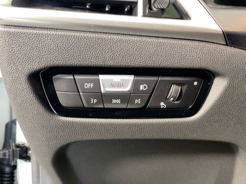 Used 2026 BMW 330i Sedan w/ Convenience Package image 26