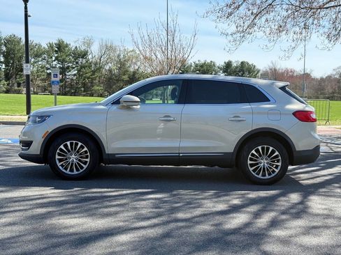 Used 2016 Lincoln MKX Select w/ Select Plus Package image 10