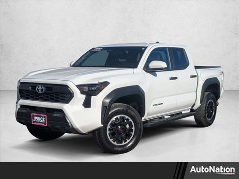 Used 2024 Toyota Tacoma TRD Off-Road image 1