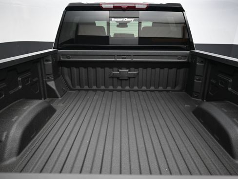 New 2026 Chevrolet Silverado 2500 LTZ w/ LTZ Convenience Package AWD/4WD image 32