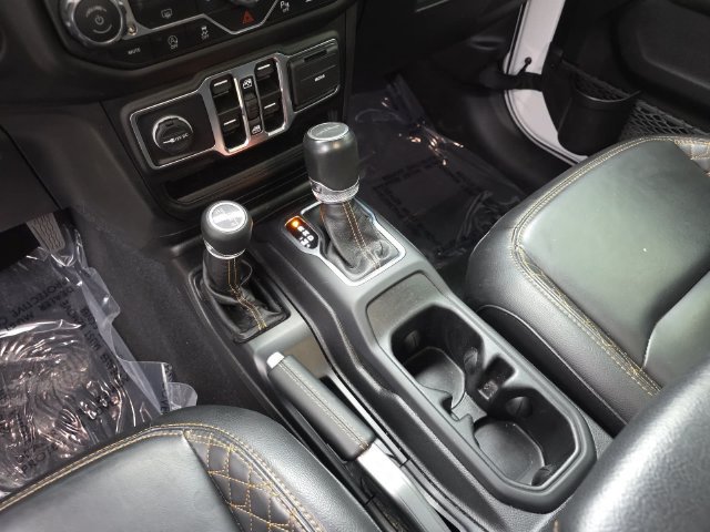 Used 2022 Jeep Gladiator Overland AWD/4WD image 25