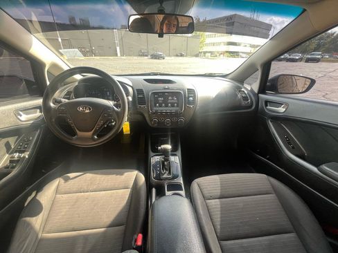 Used 2018 Kia Forte LX w/ LX Popular Package image 14