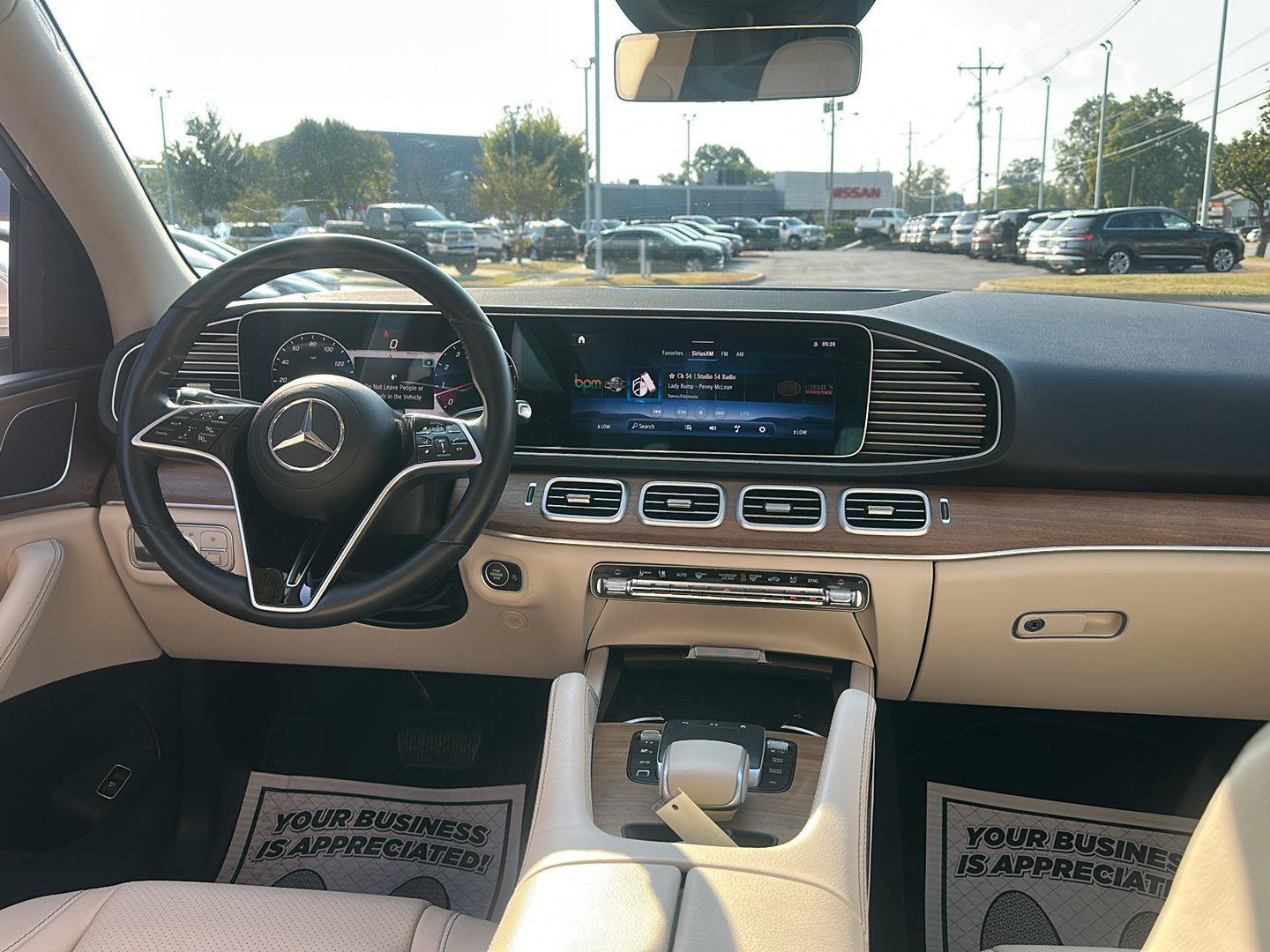 Used 2025 Mercedes-Benz GLE 350 4MATIC image 12