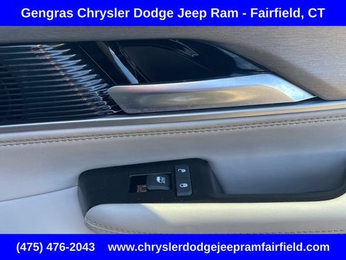 Certified 2025 Jeep Wagoneer 4WD w/ HD Trailer Tow Package image 20