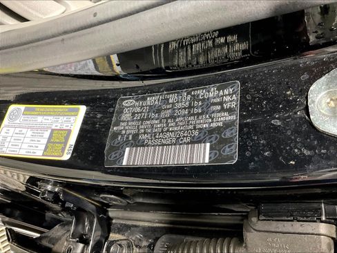 Used 2022 Hyundai Elantra SE FWD image 18