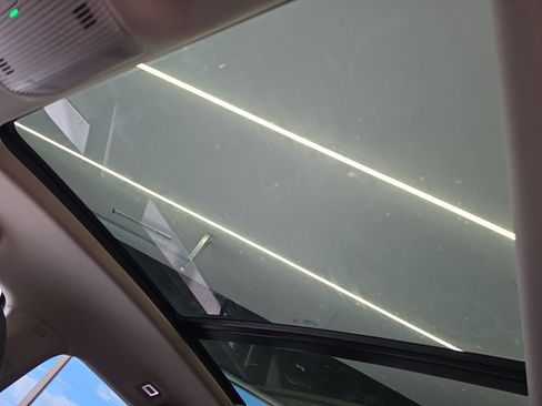 Used 2025 Volkswagen Atlas SE FWD image 27