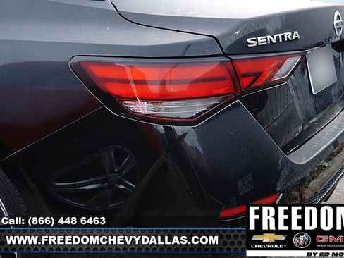 Used 2022 Nissan Sentra SV FWD image 9