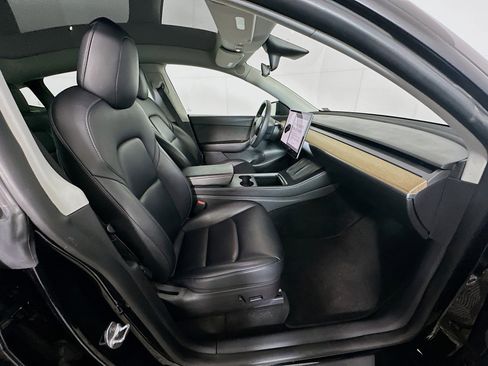 Used 2022 Tesla Model Y Performance image 33