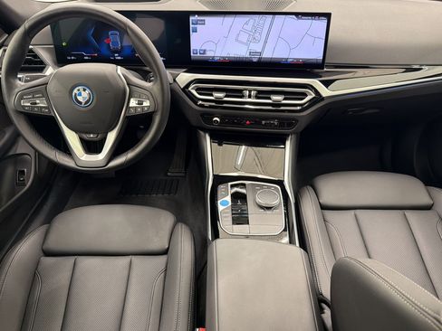 Used 2023 BMW i4 eDrive35 w/ Premium Package RWD image 26