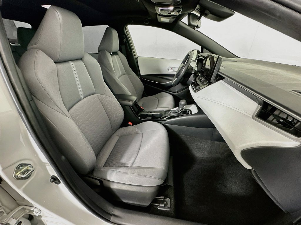 Certified 2024 Toyota Corolla SE w/ SE Package FWD image 27