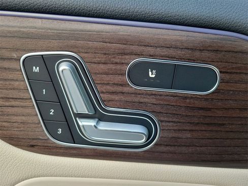 New 2026 Mercedes-Benz GLA 250 GLA 250 image 16