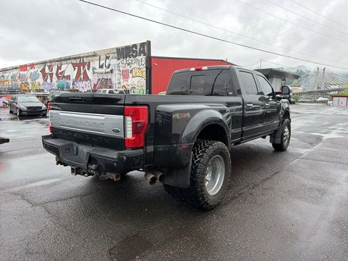 Used 2017 Ford F350 Platinum w/ Platinum Ultimate Package AWD/4WD image 5