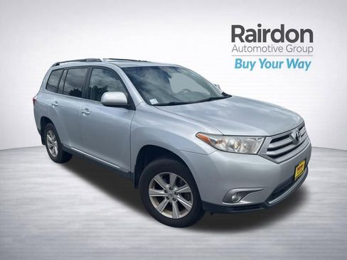 Used 2013 Toyota Highlander SE AWD/4WD image 1