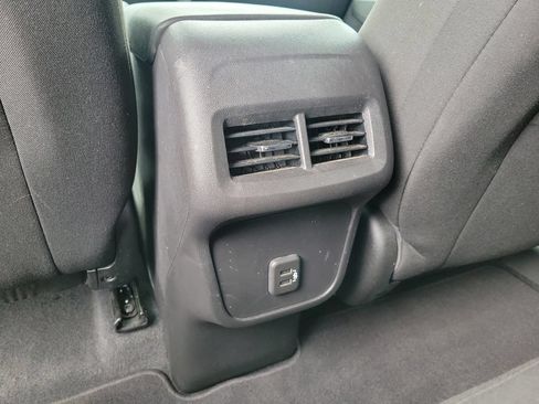 Used 2022 Chevrolet Equinox LT FWD image 14