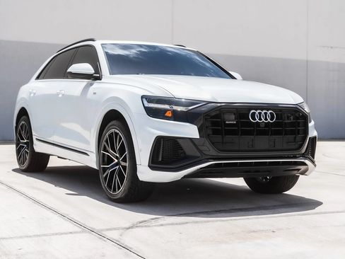 Used 2020 Audi Q8 Premium Plus AWD/4WD image 3