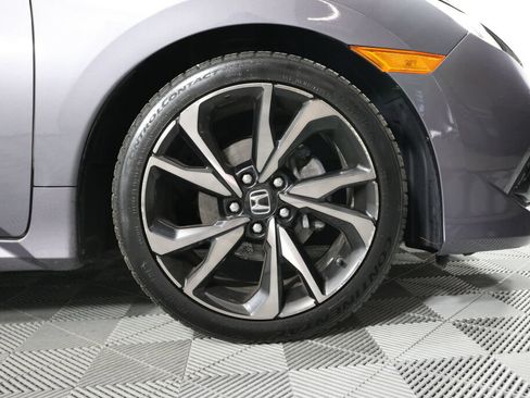 Used 2019 Honda Civic Sport image 6
