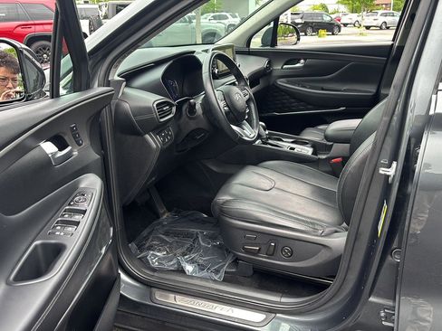 Used 2020 Hyundai Santa Fe Limited AWD/4WD image 2
