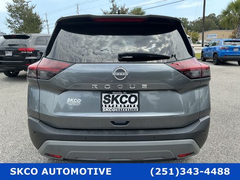 Used 2023 Nissan Rogue S FWD image 4