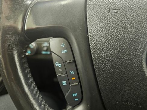 Used 2017 Buick Enclave Leather FWD image 27