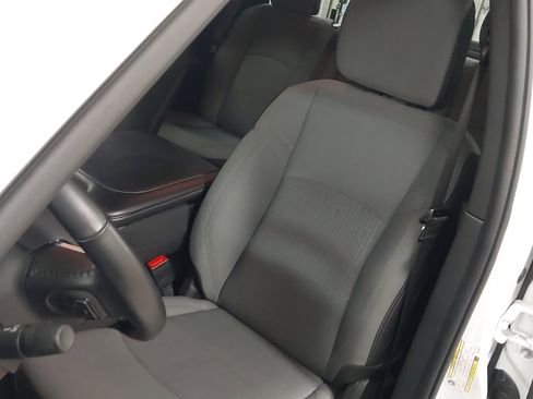 Used 2024 RAM 2500 Big Horn w/ Safety Group image 22