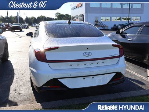 Used 2022 Hyundai Sonata Limited FWD image 17
