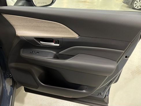 Used 2026 Toyota Grand Highlander Limited image 38