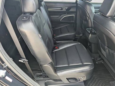Used 2025 Kia Telluride S AWD/4WD image 20