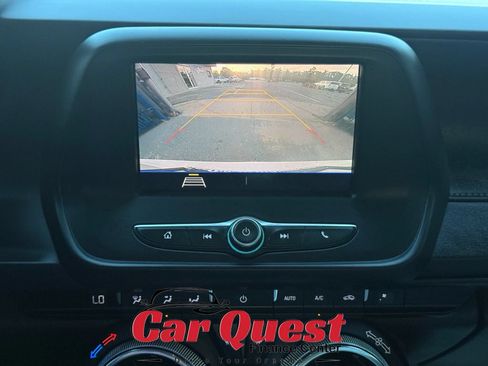 Used 2020 Chevrolet Camaro LT RWD image 23