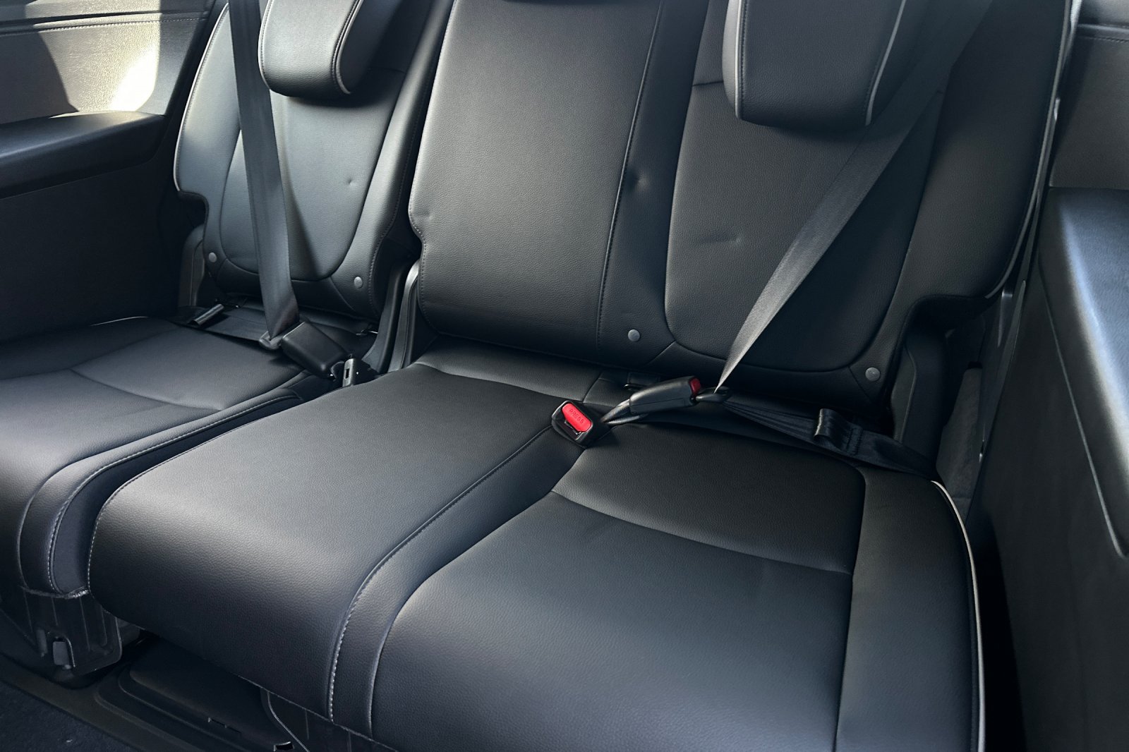 Certified 2026 Honda Odyssey Elite image 14