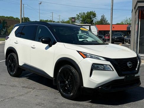 Used 2023 Nissan Rogue SV w/ SV Premium B Package AWD/4WD image 2