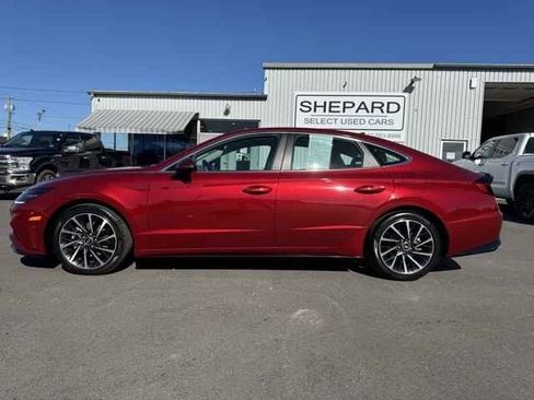 Used 2023 Hyundai Sonata Limited w/ Cargo Package image 8
